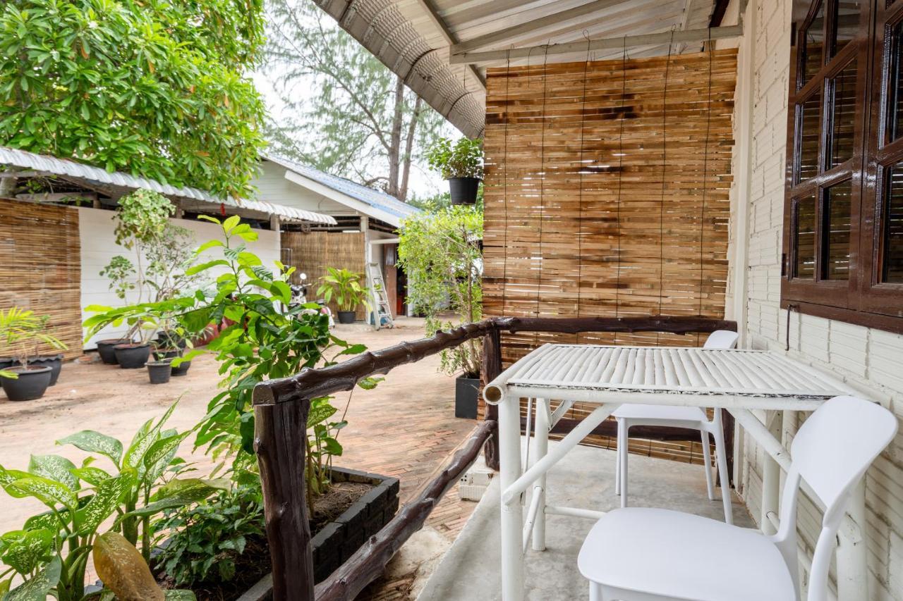 Breeze Bungalows Koh Lanta Exterior photo